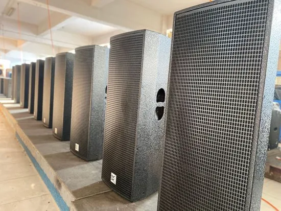 Altavoz de audio profesional de rango completo de dos vías con woofers dobles de 15 pulgadas